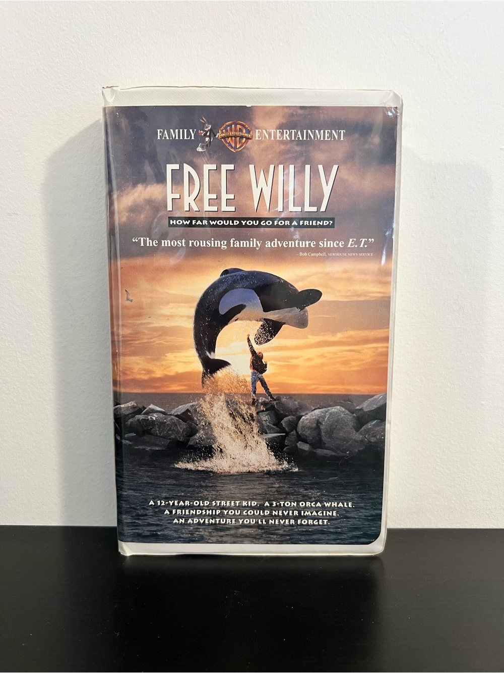 Free Willy VHS Warner Bros Family Adventure Movie Clamshell Case